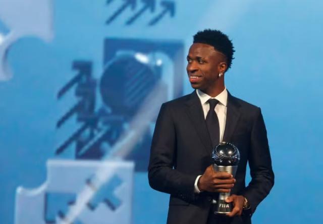 PG电子中国官网-维尼修斯当选世界足球先生 内马尔没拿的奖他拿了
